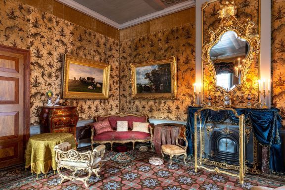 Dutch queen Emma's Drawing Room | Paleis Het Loo