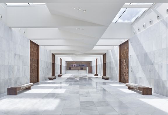 The underground grand foyer | Paleis Het Loo
