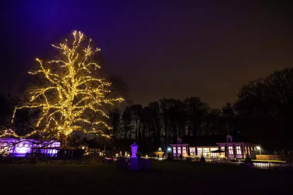 Stallenplein verlicht