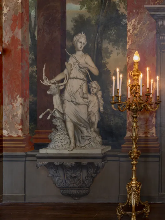 Diana, godin van de jacht geschilderd op de zuidwand van de grote trap