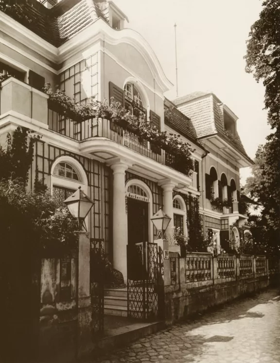 Villa Herbertshof of the Herbert M. Gutmann family in Potsdam