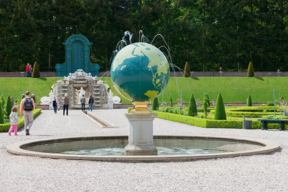 Paleis Het Loo - aardbolfontein