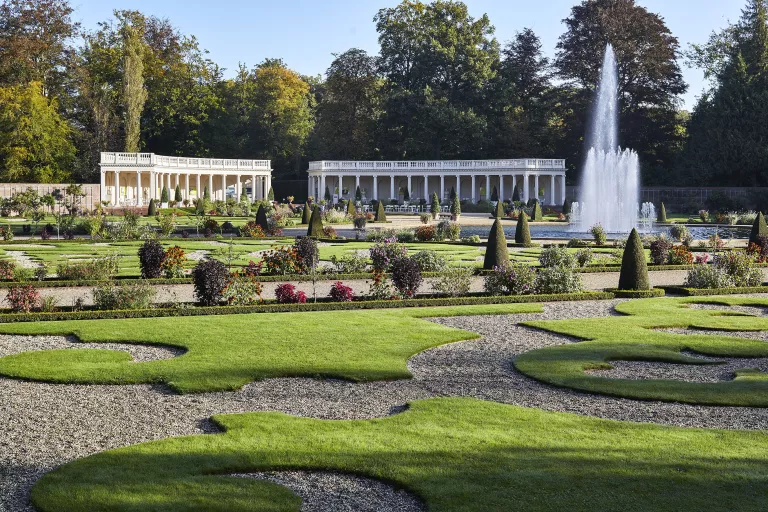 De colonnades met de Koningssprong